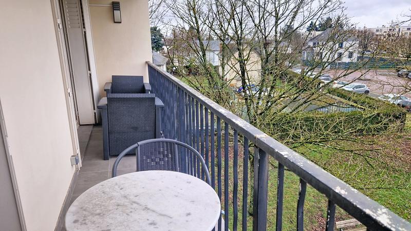 Appartement - 77 m² - 3 pièces