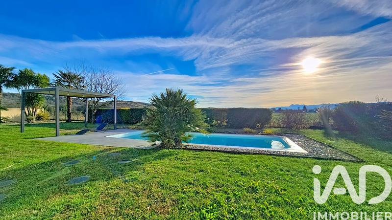 Maison - 114 m² - 5 pièces