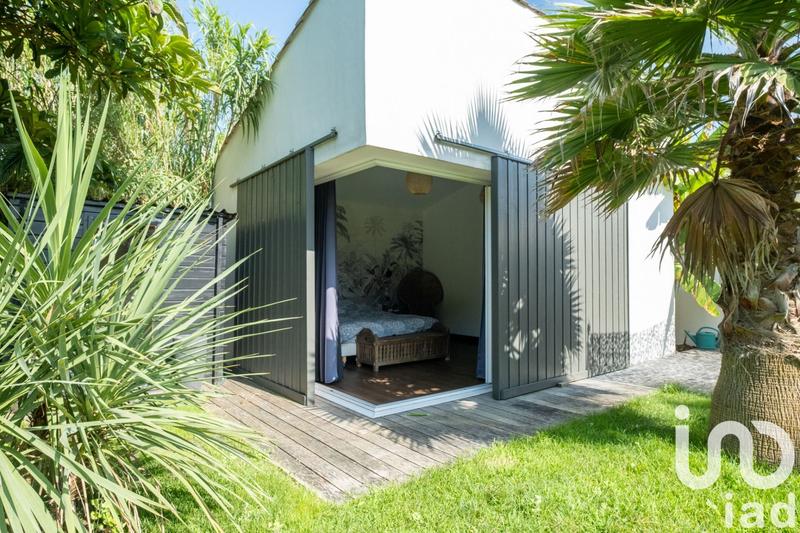 Maison - 205 m² - 6 pièces