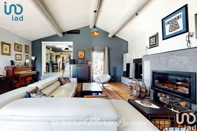 Maison - 185 m² - 6 pièces