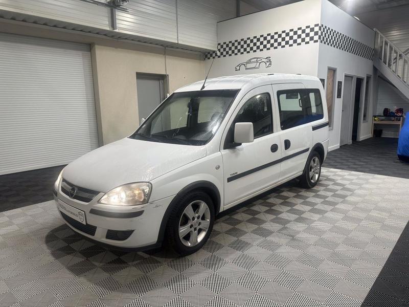 Opel Combo Tour c Break (base Corsa c) Phase 2 1.7 Cdti 100cv Pmr