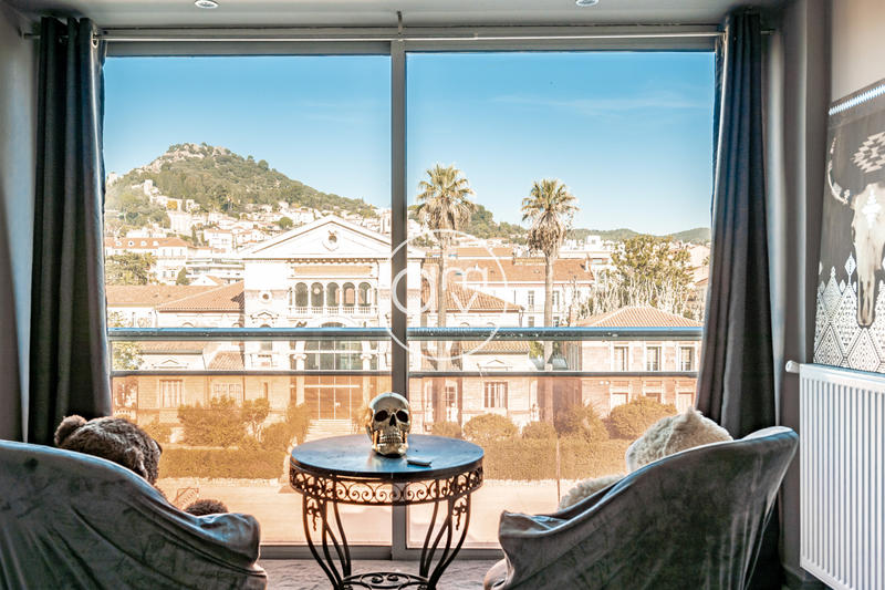 Appartement - 104 m² - 4 pièces