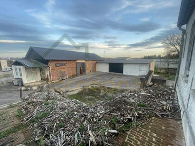 Parking / Garage - 80 m²