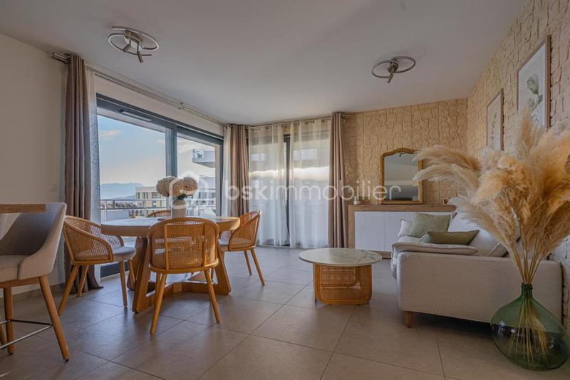 Appartement - 65 m² - 3 pièces