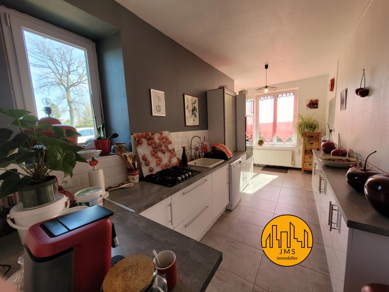 Maison - 120 m² - 5 pièces