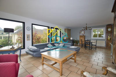 Maison - 162 m² - 8 pièces