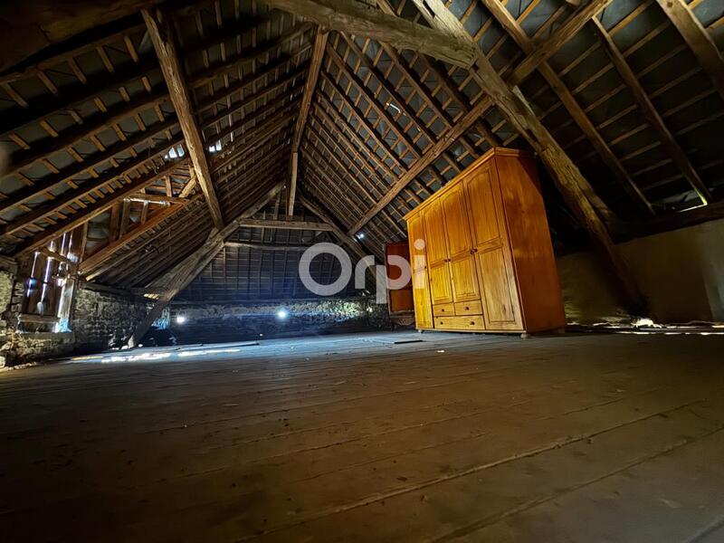 Corps de ferme - 140 m² - 5 pièces