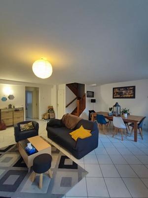 Maison - 97 m² - 4 pièces