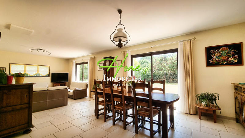 Maison - 151 m² - 6 pièces