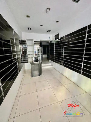 Local commercial - 110 m²