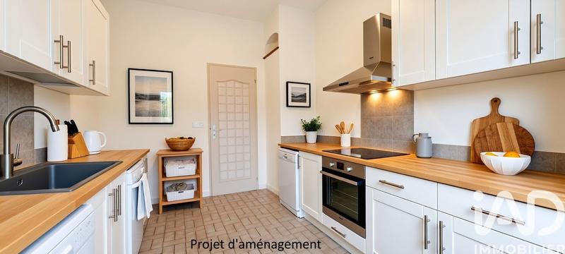 Maison - 163 m² - 8 pièces