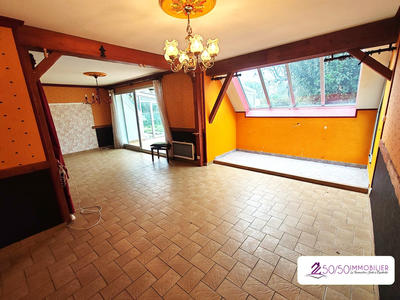 Maison traditionnelle - 137 m² - 5 pièces