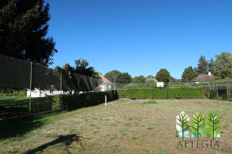 Maison - 400 m² - 7 pièces