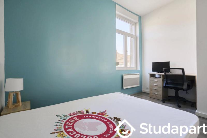 Chambre - 10 m² - 1 pièce