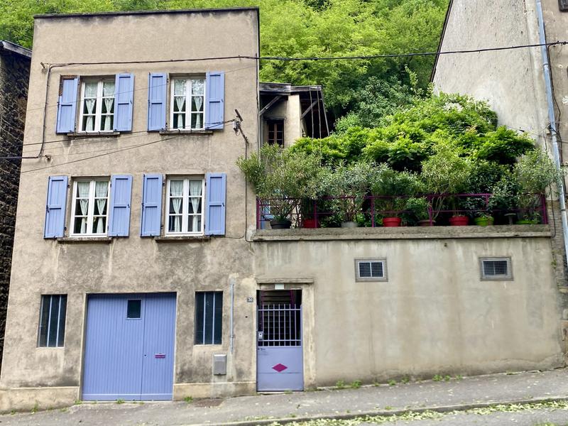 Maison - 104 m² - 6 pièces