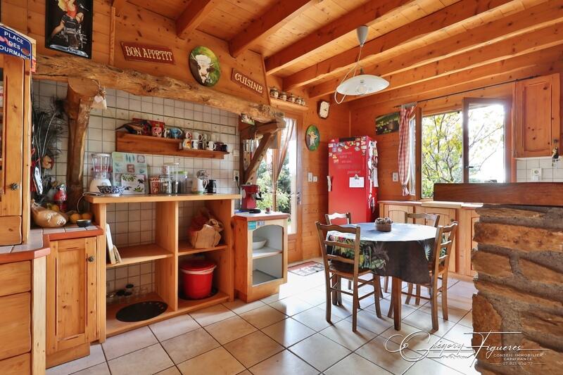 Châlet - 142 m² - 8 pièces