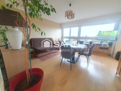 Appartement - 84 m² - 4 pièces