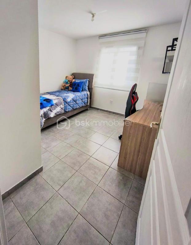 Villa - 90 m² - 4 pièces