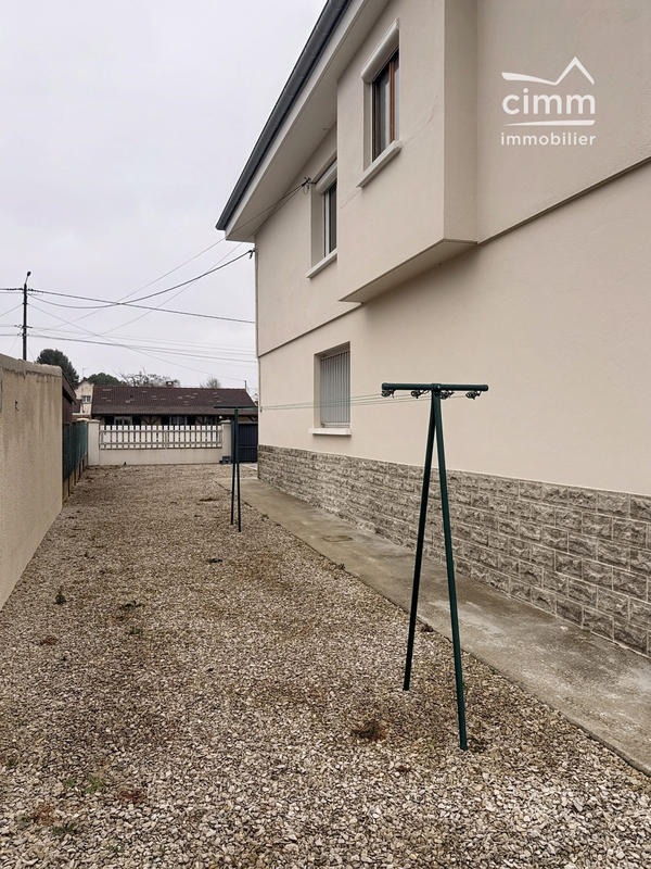 Maison - 147 m² - 6 pièces