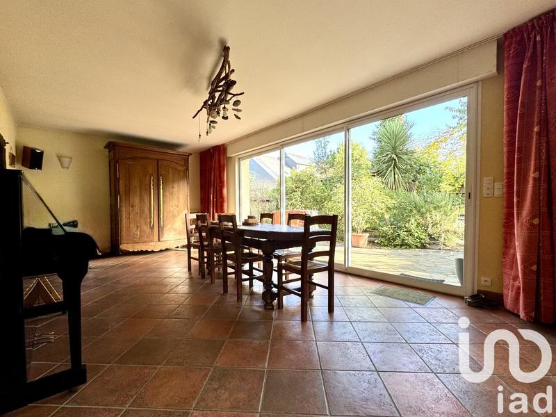 Maison de ville - 196 m² - 9 pièces