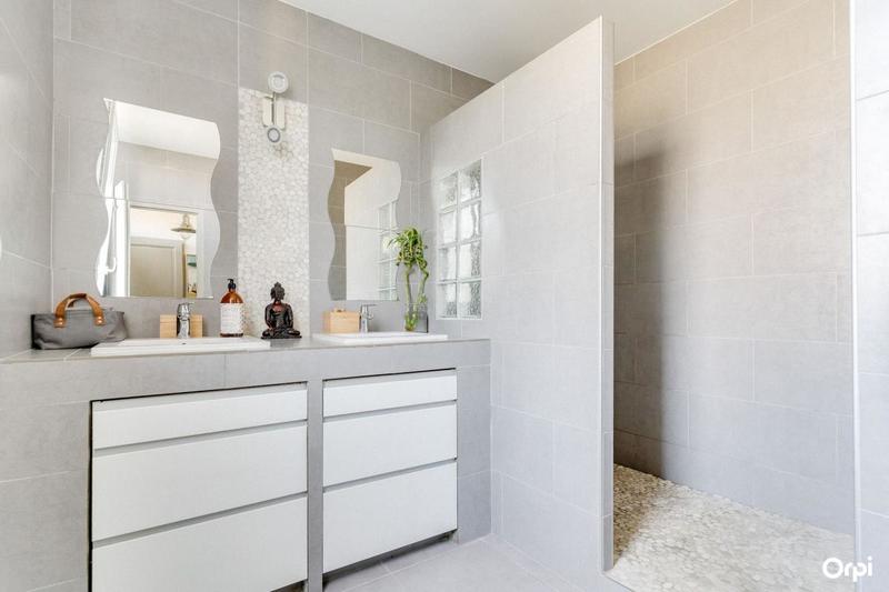 Maison - 135 m² - 4 pièces