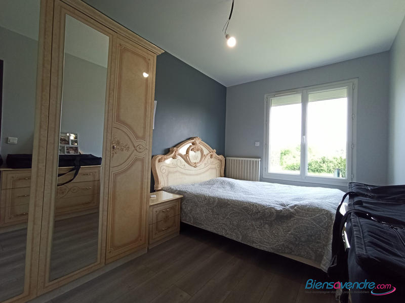 Maison traditionnelle - 100 m² - 5 pièces