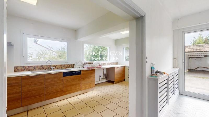 Maison - 122 m² - 7 pièces