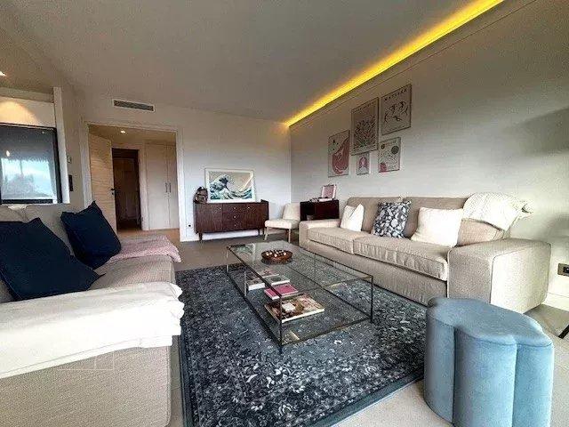 Appartement - 77 m² - 3 pièces