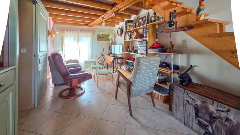 Maison - 95 m² - 5 pièces