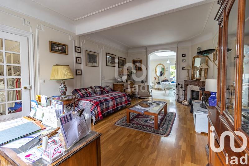 Maison - 190 m² - 8 pièces