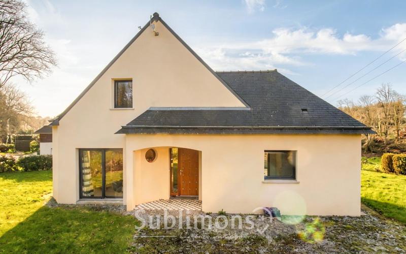 Maison - 110 m² - 4 pièces