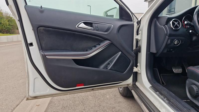 Mercedes Classe Gla 180 122 7-G Dct Fascination - Automatique