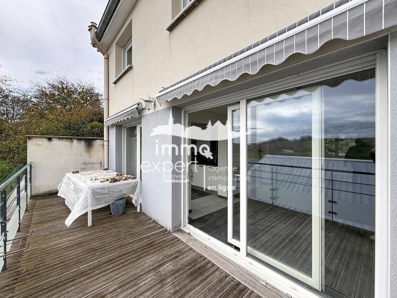 Maison - 94 m² - 5 pièces