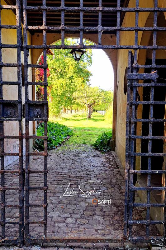 Maison - 3 087 m² - 14 pièces