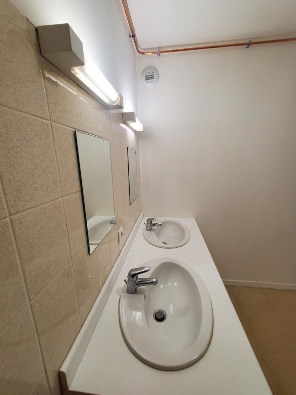 Appartement ancien - 80 m² - 4 pièces