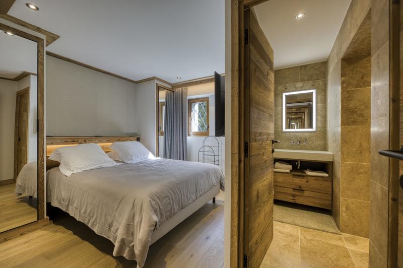 Appartement - 147 m² - 6 pièces