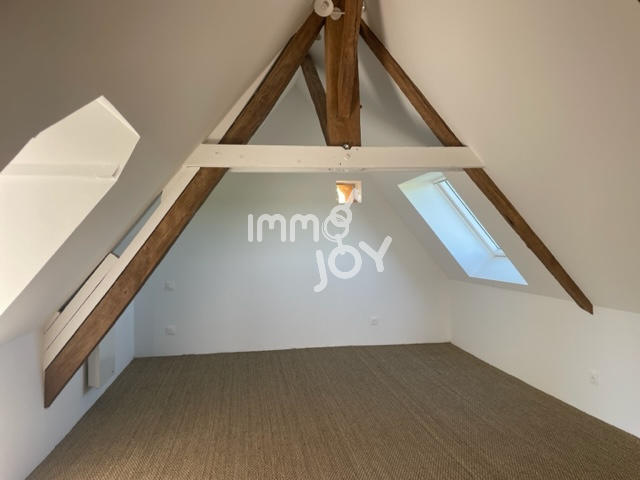 Maison - 180 m² - 6 pièces