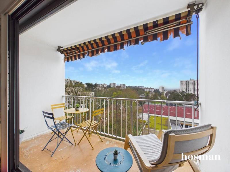 Appartement - 100 m² - 5 pièces