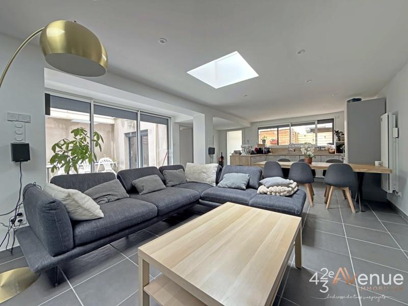 Appartement - 91 m² - 3 pièces