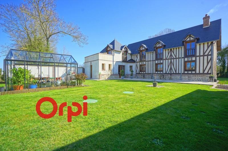 Maison - 252 m² - 9 pièces