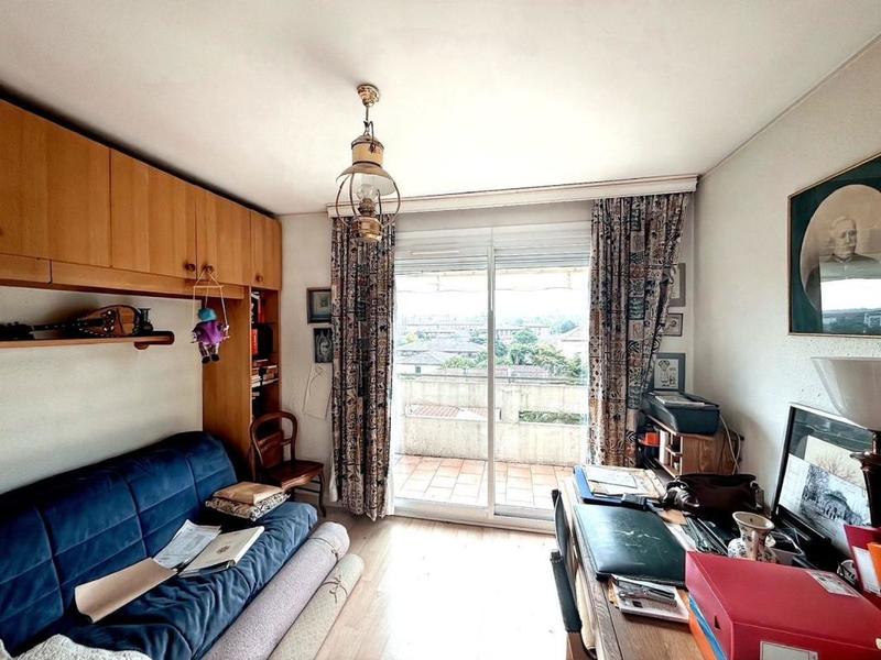 Appartement - 100 m² - 5 pièces