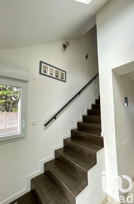 Maison - 121 m² - 5 pièces