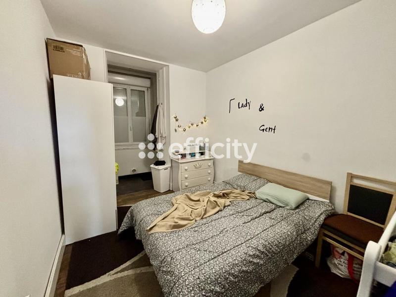 Immeuble - 136 m² - 6 pièces