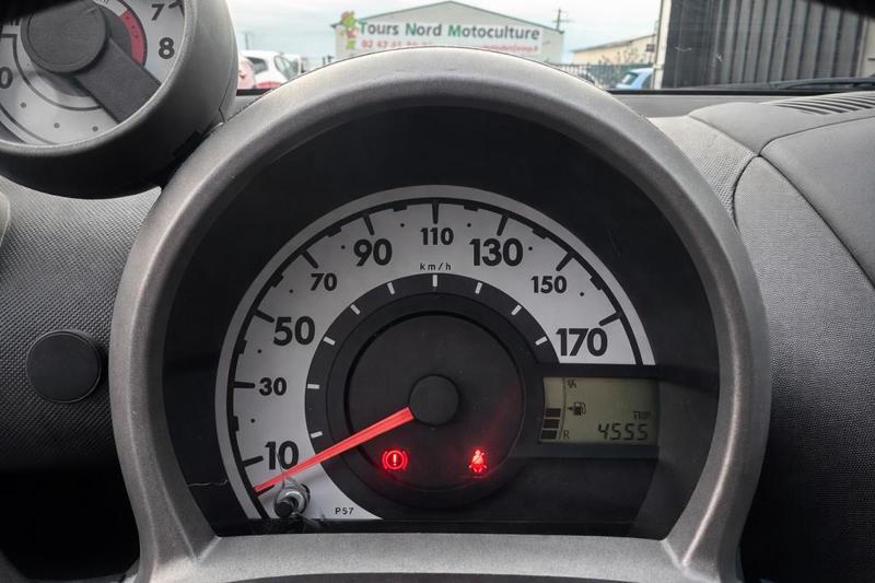 Peugeot 107 5 Portes 1.0 i 12v 68 cv