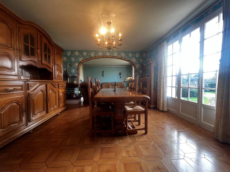 Maison - 130 m² - 6 pièces