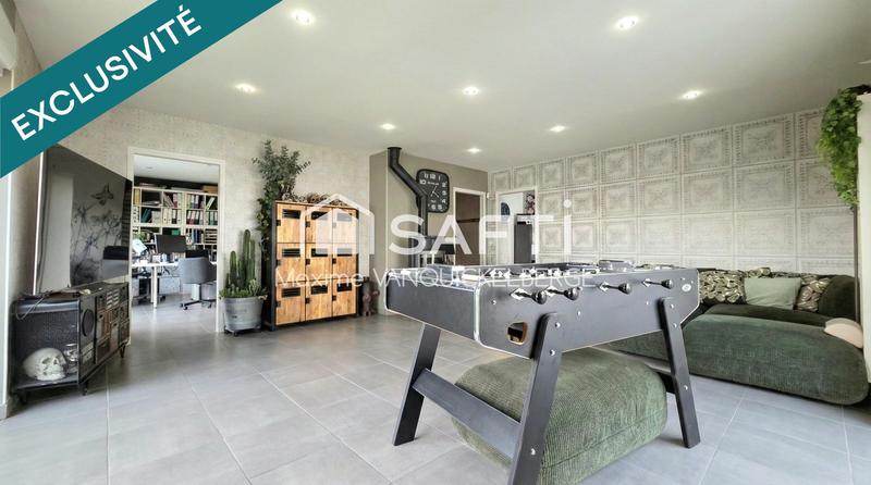 Maison - 274 m² - 12 pièces