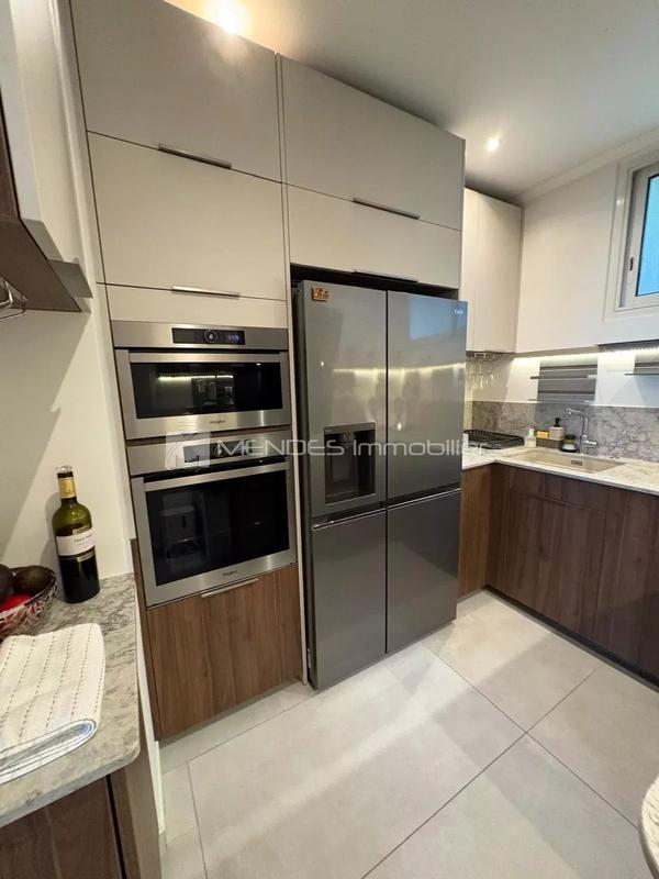 Appartement - 84 m² - 3 pièces