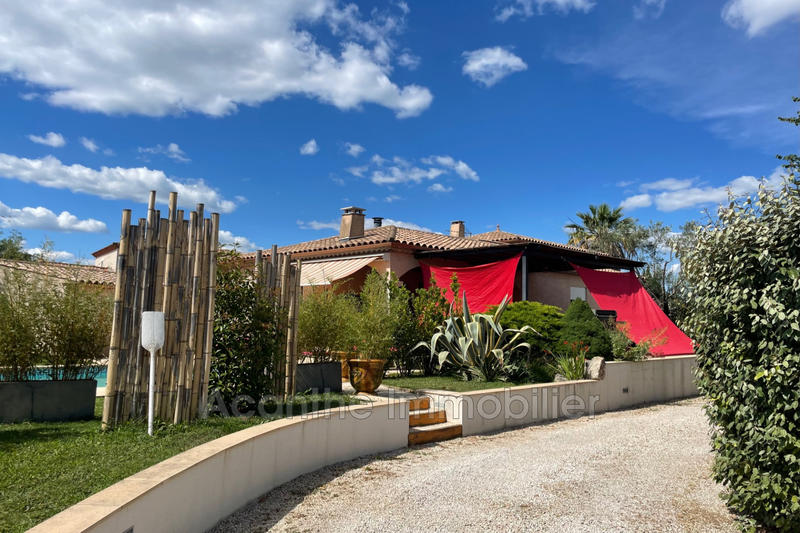 Maison - 194 m² - 5 pièces