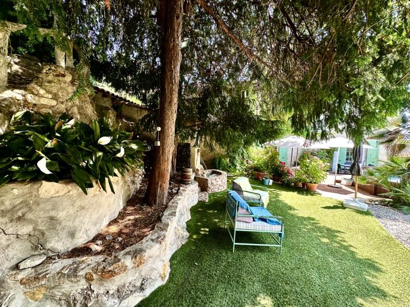 Maison - 196 m² - 5 pièces