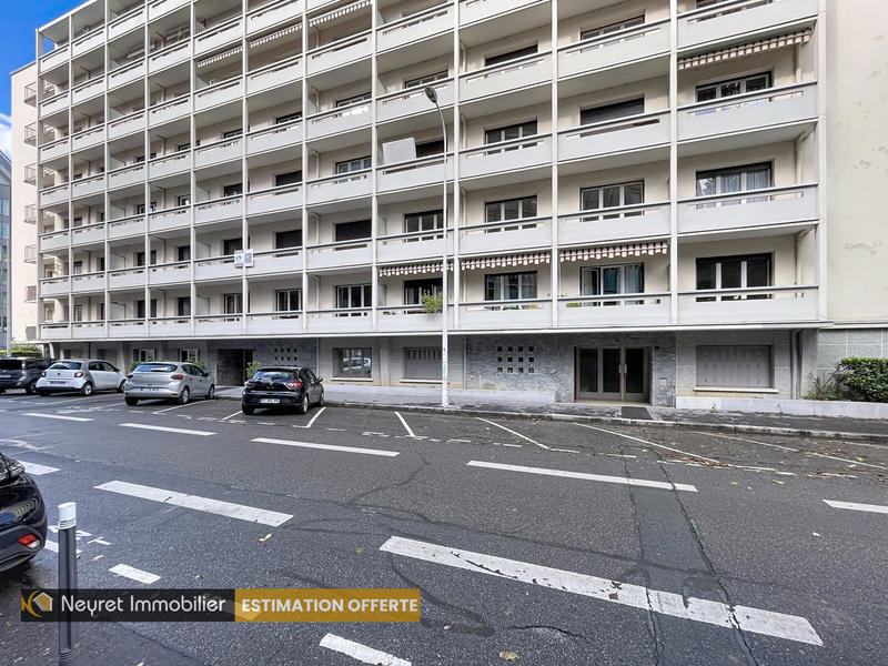 Appartement - 89 m² - 4 pièces